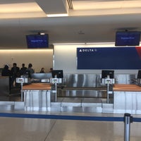 Photo taken at Delta Air Lines Check-in by Devin B. on 2/27/2017