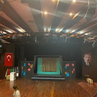 Foto scattata a Akatlar Kültür Merkezi da Gülay H. il 4/8/2022