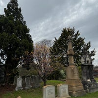 Foto diambil di Oakland Cemetery oleh Todd M. pada 3/18/2024