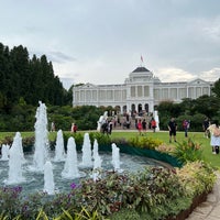 Photo taken at The Istana Singapore by oky i. on 5/7/2022