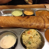Foto tomada en Sangeetha Restaurant  por Vivek el 11/3/2015