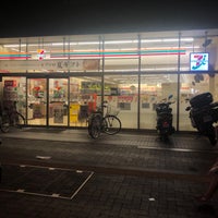 Photo taken at 7-Eleven by 信一 吉. on 6/5/2019
