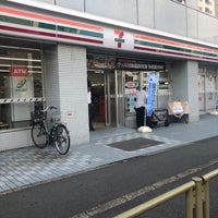 Photo taken at 7-Eleven by 信一 吉. on 7/29/2019