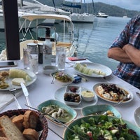 Photo taken at Yengeç Restaurant by Nilay T. on 6/28/2018