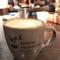 Photo taken at GOOD MORNING CAFE 千駄ヶ谷 by Usami T. on 7/14/2018