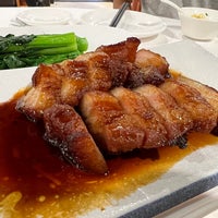 Photo taken at Guangzhou Restaurant by Yasunori M. on 6/4/2022
