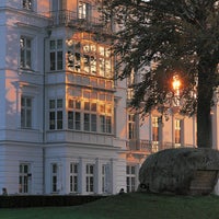 รูปภาพถ่ายที่ Grand Hotel Heiligendamm โดย Grand Hotel Heiligendamm เมื่อ 1/28/2014