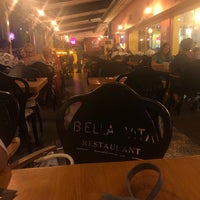 Foto diambil di Bella Vita Restaurant &amp;amp; Bar oleh Aydan T. pada 8/3/2022
