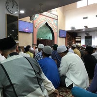Photo taken at Al Taqua Mosque by Mohd Zaki A. on 3/30/2018