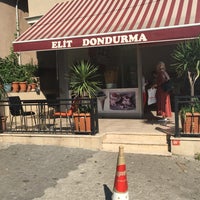 Photo taken at Elit Dondurmaları by Tuğba Gül on 6/27/2017