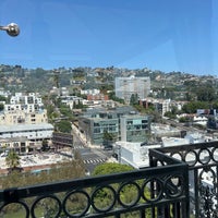 Foto diambil di The London West Hollywood at Beverly Hills oleh Zachary C. pada 8/26/2022