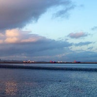 Photo taken at Vagabond Inn Executive - San Francisco Airport Bayfront (SFO) by Yoko S. on 4/21/2014