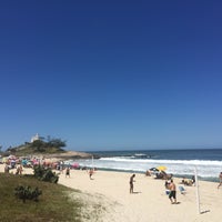 Photo taken at Praia de Saquarema by Késia Menezes on 9/8/2017