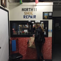 Das Foto wurde bei North 11 Shoe Repair von Thomas R. am 4/3/2015 aufgenommen