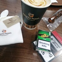 Photo taken at Gloria Jean&amp;#39;s Coffees by Gözde V. on 1/18/2020