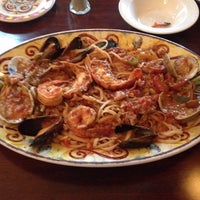Photo taken at Rossi&amp;#39;s Ristorante by Tim M. on 9/19/2014