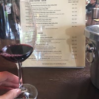 Foto scattata a Stonehedge Winery Tasting Room da Lynn G. il 6/3/2017