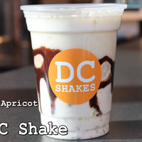 Foto tirada no(a) DC Shakes por DC Shakes em 1/30/2014