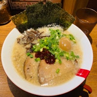 Photo taken at Ramen Nagi Butao by 瑶志郎 清. on 10/30/2022