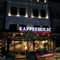 Photo taken at Kaffeeholic Coffee by Fredy S. on 10/8/2012