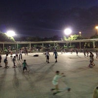 Photo taken at Parque dos Patins by Leandro J. on 5/1/2013