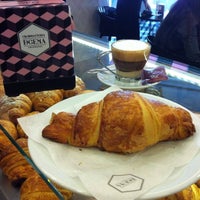รูปภาพถ่ายที่ Croissanteria DeGema โดย Croissanteria DeGema เมื่อ 1/31/2014