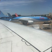 Photo taken at Gate D14 by Erwin W. on 5/13/2016