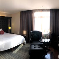 Foto tirada no(a) Halong Paradise Suites Hotels por Yarn L. em 8/16/2019