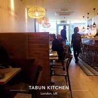รูปภาพถ่ายที่ Tabun Kitchen โดย 🕊 เมื่อ 3/29/2018