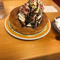 Photo taken at Komeda&amp;#39;s Coffee by ぽり on 5/26/2018