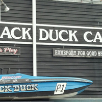 Foto scattata a Black Duck Cafe da Black Duck Cafe il 2/1/2014
