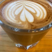10/29/2021 tarihinde Dianna N.ziyaretçi tarafından Madcap Coffee'de çekilen fotoğraf
