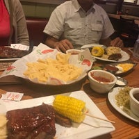 Photo taken at Chili&amp;#39;s Grill &amp;amp; Bar by iPhone V. on 9/3/2017