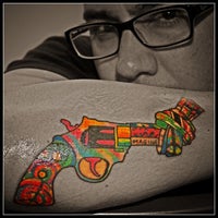 Foto diambil di Three Kings Tattoo Parlor oleh Robert G. pada 5/2/2013