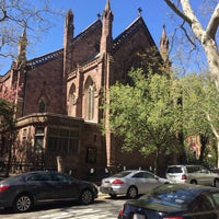 Photo taken at Grace Church Brooklyn Heights by Anastasia S. on 4/20/2016