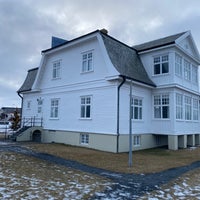 Photo taken at Höfði by Maksym M. on 12/25/2019