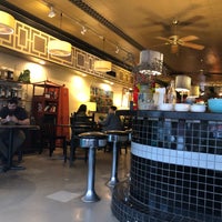 12/16/2018 tarihinde Sabrina S.ziyaretçi tarafından Berea Coffee &amp;amp; Tea Co'de çekilen fotoğraf