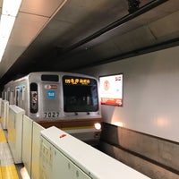 Photo taken at 3-4番線ホーム by akira m. on 9/30/2018