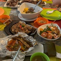 Das Foto wurde bei Matam-ih Authentic Kapampangan Cuisine von akira m. am 10/20/2022 aufgenommen