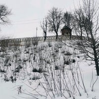 Photo taken at Дорожка вдоль стен мужского монастыря by Алена Г. on 2/26/2022