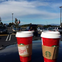 Photo taken at Starbucks by Tinna N. on 11/1/2014