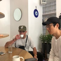 Снимок сделан в Four Letter Word Coffee пользователем Stephen L. 9/2/2018