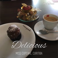 Foto diambil di Miss Cupcake oleh Gustavo P. pada 2/24/2016