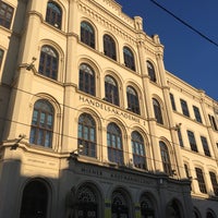 Photo taken at Vienna Business School by doidoi07 on 9/18/2017