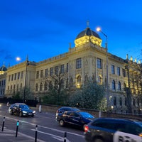 Photo taken at Muzeum (tram) by 最終信号 on 5/4/2023