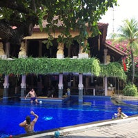 Photo taken at Bounty Hotel Bali by Markus F. on 3/13/2017