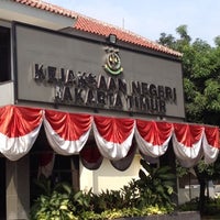 Photo taken at Kejaksaan Negeri Jakarta Timur by Sugiono S. on 8/2/2012