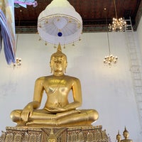 Photo taken at Wat Mahannapharam by Yaai S. on 1/1/2019