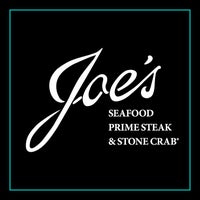 รูปภาพถ่ายที่ Joe&amp;#39;s Seafood, Prime Steak &amp;amp; Stone Crab โดย Erika เมื่อ 6/13/2014