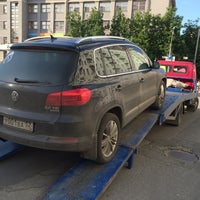 Photo taken at &amp;quot;АвтоКлаус Центр&amp;quot; Volkswagen by Ольга Л. on 5/26/2016